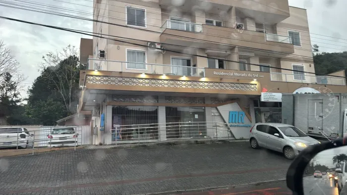 Vendo clínica odontológica