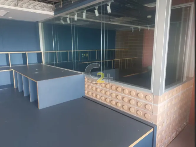 Apartamento comercial para locaçãolocalizado na Marginal Tietê, 900 e Rua Dr. Rubens Meire