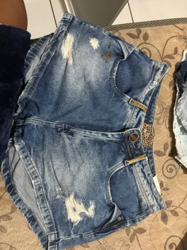 Short jeans
