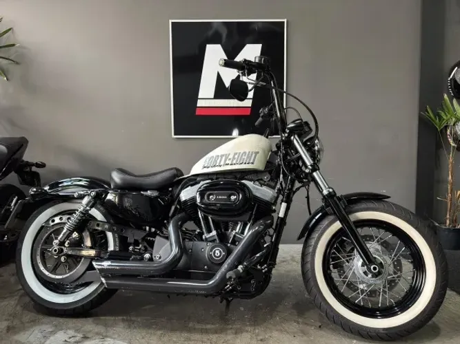 HARLEY-DAVIDSON SPORTSTER FORTY-EIGHT 2014 25.000km - Segundo dono - Impecável