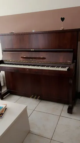 Piano de Armário