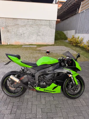 Vendo Zx6r ano 2012