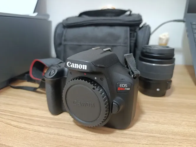 Canon T100 novíssima 