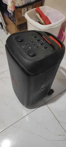 Vende-se caixa de som JBL PartyBox 320 Stage