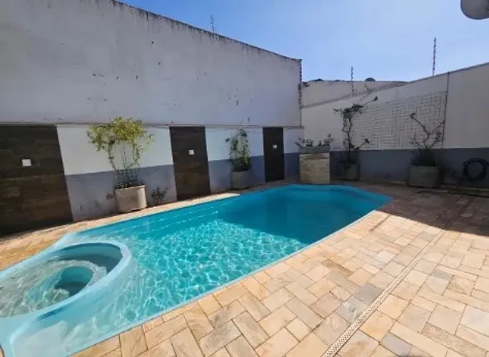 vendo casa no bairro nordeste GD08