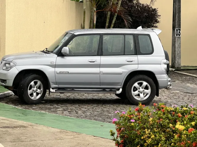 Mitsubishi Pajero TR4 2.0/ 2.0 Flex 16V 4X4 Aut. 2009