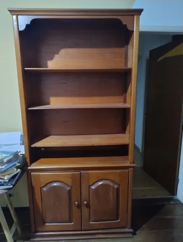 Estante livros de madeira