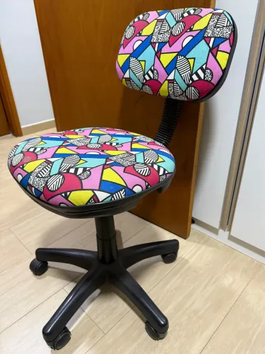 Cadeira Escritório Giratória Romero Brito