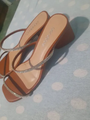 Vendo sapato
