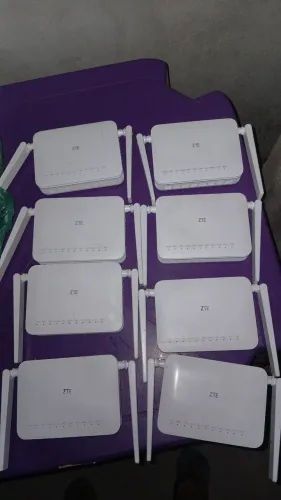 8 roteadores/ONTS da marca ZTE