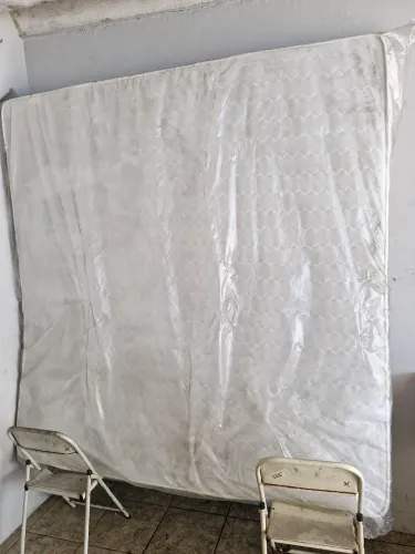 Colchão king size NOVO IMPERDÍVEL 