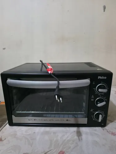 Vende-se forno elétrico philco 36L