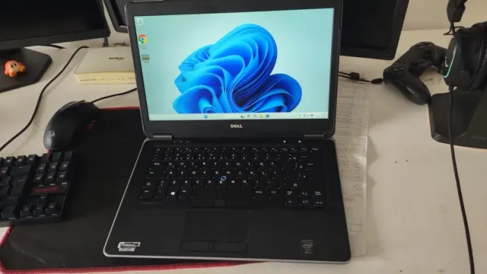 Notebook Dell Latitude E7440 - I3 4010U - 8GB RAM - 128 NVME - Todo original