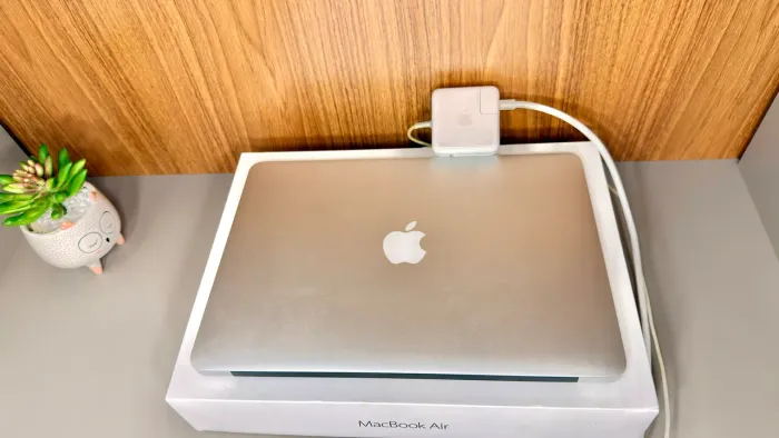 Mac Book Apple
