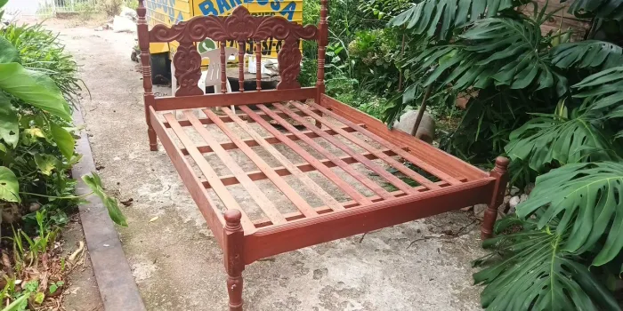 Cama de casal Madeira Maciça Cerejeira