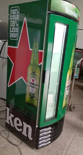 CERVEJEIRAS E EXPOSITORAS DE REFRIGERANTES