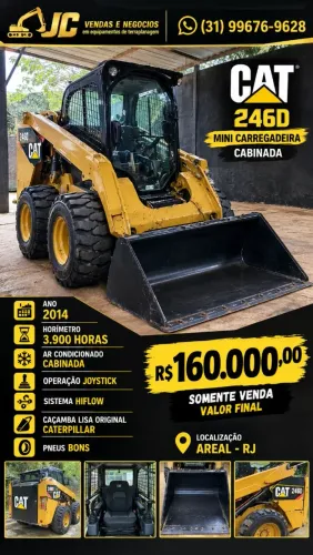 Mini Carregadeira Caterpillar 246D cabinada