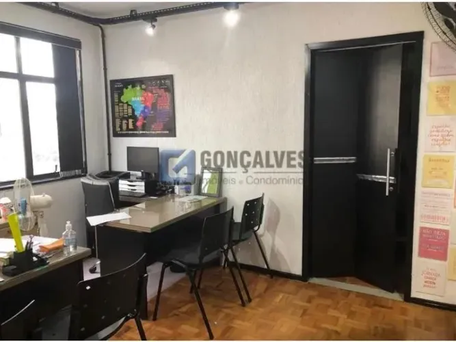 Sala comercial à venda no Centro de São Bernardo!