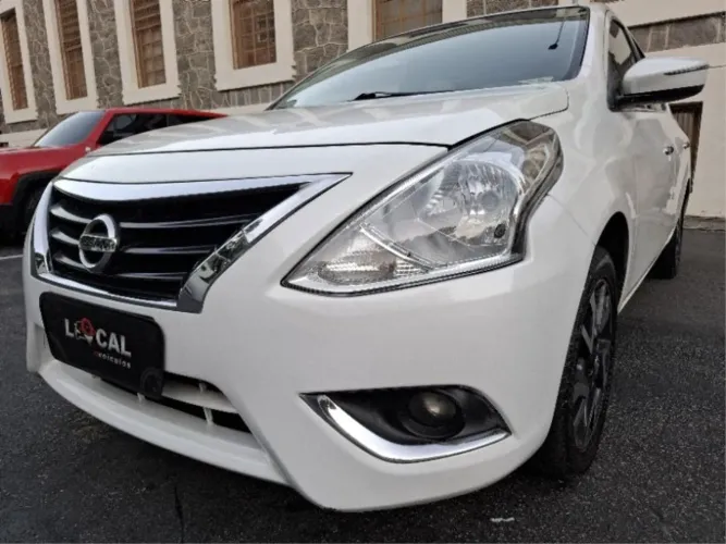 Nissan Versa Unique 1.6 16V Flex 4P Mec. 2016