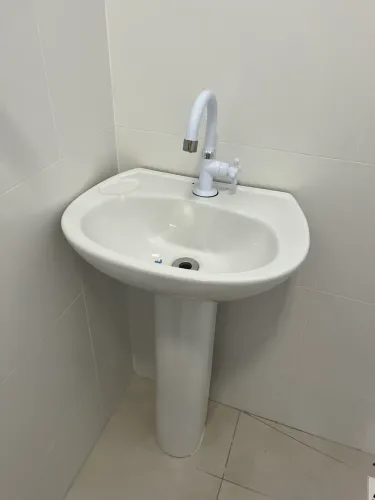 Pia de banheiro nova completa