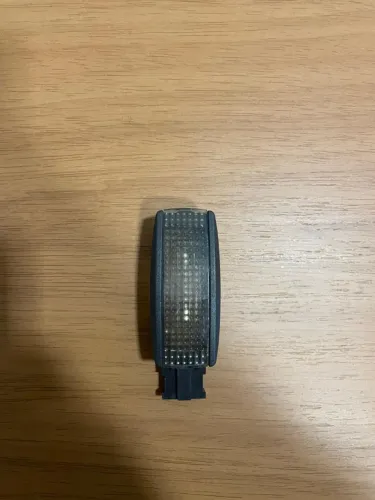 Luz de cortesia do teto traseiro Volkswagen Fox 2014 ? R$ 50