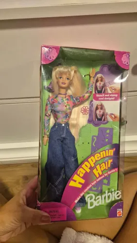 Barbie happenin hair