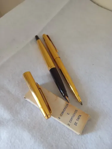 Antigo Jogo de canetas Parker 45 Insígnia Dourada tinteiro sem uso e caneta esferográfica 