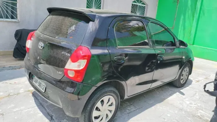 Toyota Etios X 1.3 Flex 16V 5P Mec. 2017