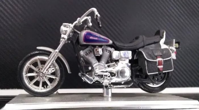 Réplica Harley Davidson Dyna Low Rider