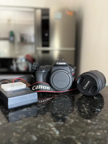 Canon EOS Rebel SL2 + lente 18-55mm | impecável