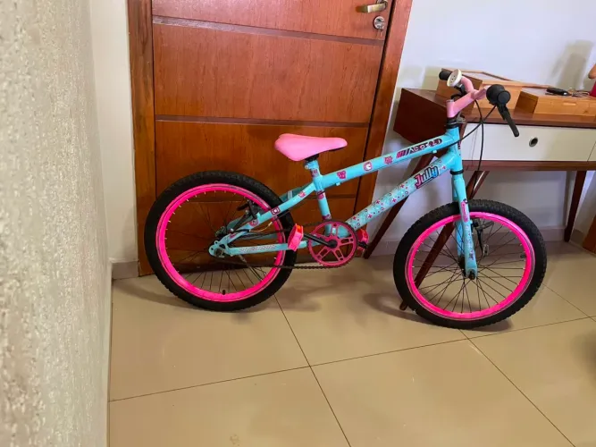 VENDO BICICLETA