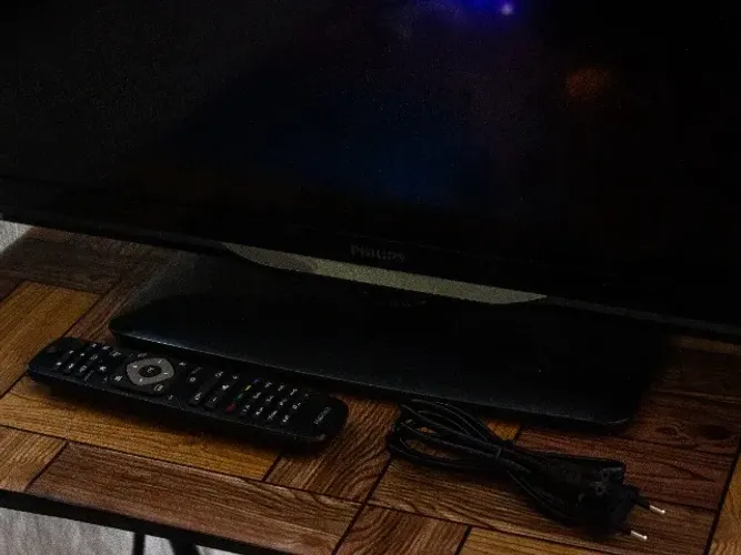 Smart TV Philips 32" LED Full HD - Modelo 32PFL3518G (Leia a descrição)