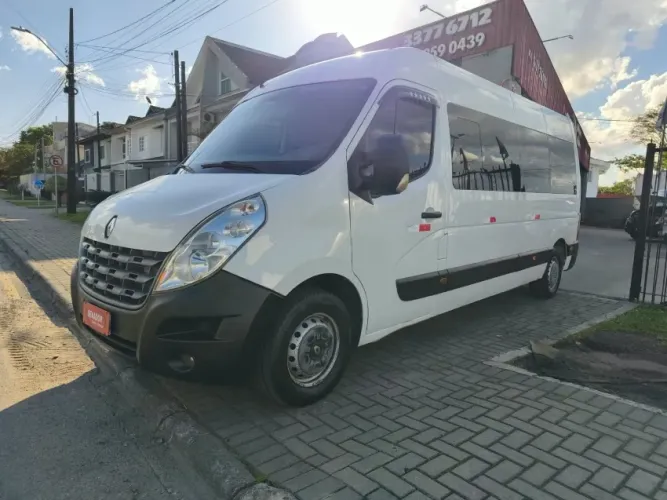 Renault Master 2.3 DCI Executive Longo 16L Dies 2015