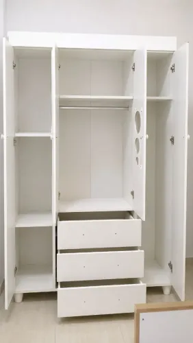 Guarda roupa infantil 