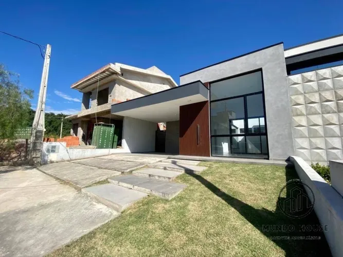 Casa em Condomínio Campos do Conde à Venda - 3 dormitporios sendo 1 suíte