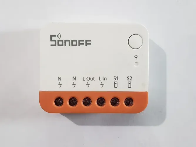 Sonoff Mini R4 ESP32 - SONOFF