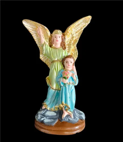Anjo da Guarda com criança em gesso. Peça artesanal