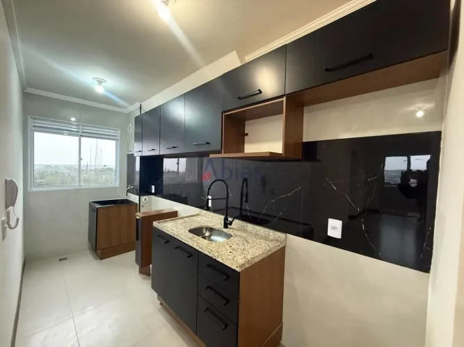 Apartamento em Vila Lutfalla - São Carlos, SP