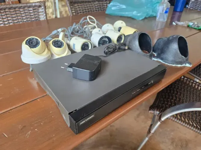 Kit 6 câmeras hikvision + DVR USADO
