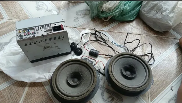 Kit de som automotivo