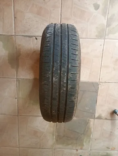 Pneu 185 65 14 