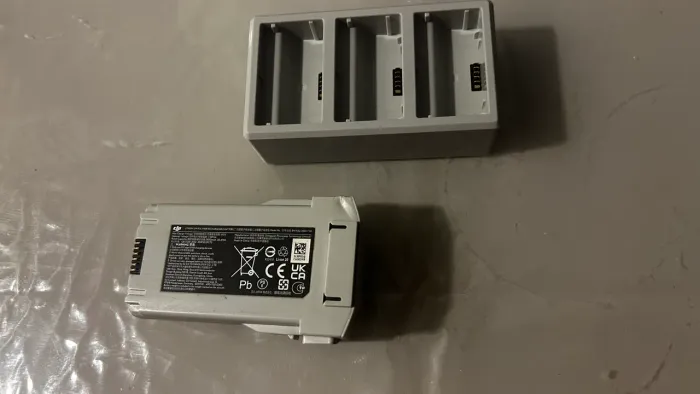 Bateria e carregador drone , mine 3, e mine 3 pro