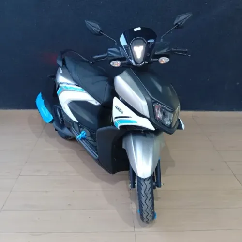 YAMAHA ZR 125 HIBRIDA 2026