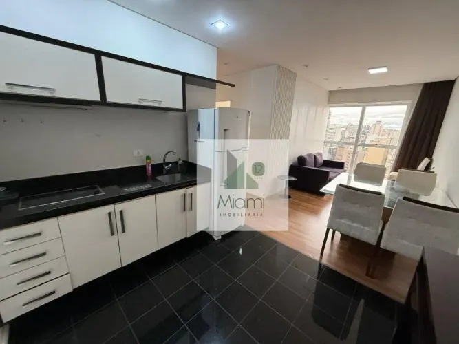 Apartamento com 2 dormitórios para alugar, 57 m² por R$ 3.593,42/mês - Batel - Curitiba/PR