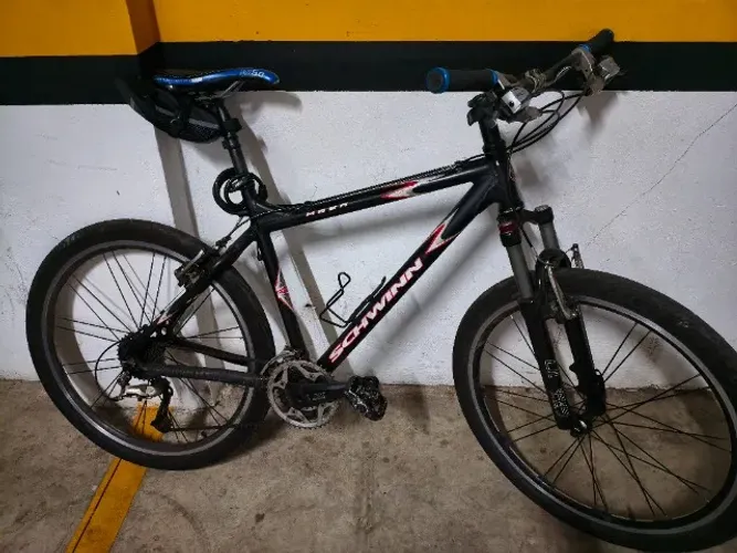 Bike Linda Schwinn Quadro 17 Shimano Lx e Xt Suspensão Manitou Barata Só andar