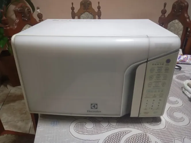 Microondas Electrolux 31 litros 