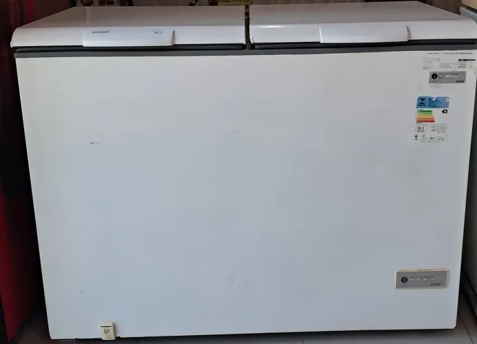 Vendo este freezer em perfeito estado 