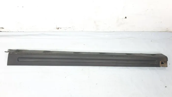 Spolier Saia Lateral Direito Land Range Rover Spoiler 2007  Preto