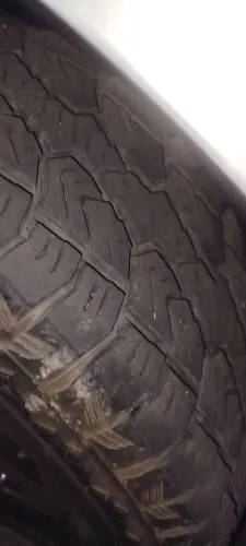 Pneu 235/75R15