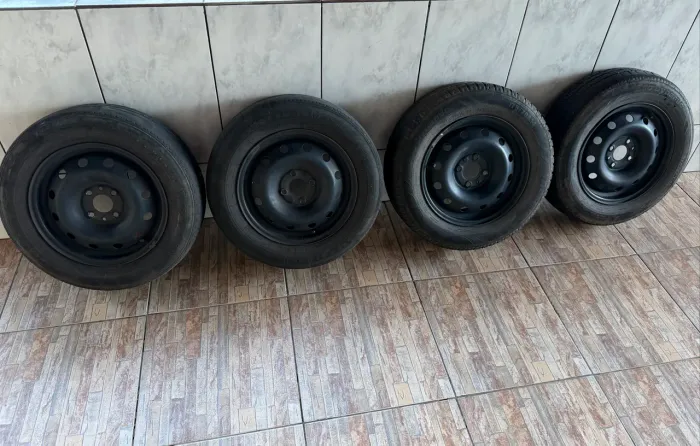 Vendo rodas de ferro 175/70R14